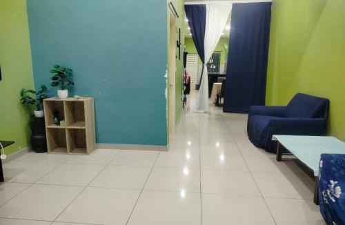 Kluang House | Stingless Bee Homestay