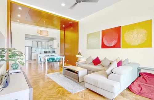 Seri Tanjung Pinang Apartment | Straits Quay Marina Suites Penang