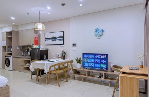 Thang Tam Apartment | Studio Apartment with Pool Sea view Balcony