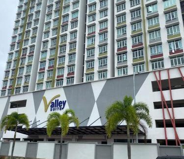 Kuantan Apartment | Studio B-L10-37