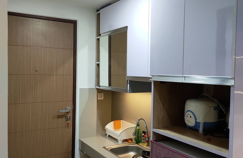 Panakkukang Apartment | Studio Room Type at Vida View Apartment Tower Brenstville