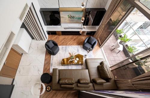 Bach Dang Riverside Apartment | Stunning 4-Bed 300m Penthouse in the City Centre