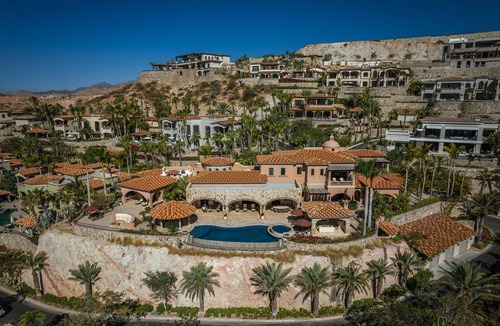 Rancho Cerro Colorado Villa | Stunning 7BR Luxury Villa