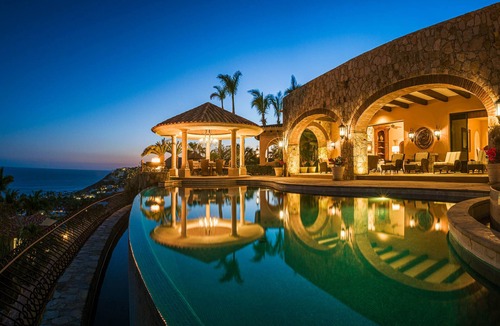 Rancho Cerro Colorado Villa | Stunning 7BR Luxury Villa