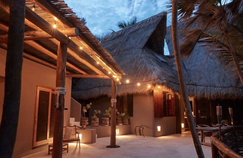 Chacchoben Villa | Stunning Casa Nalum - Private beach, pool, lagoon, cinema and more!