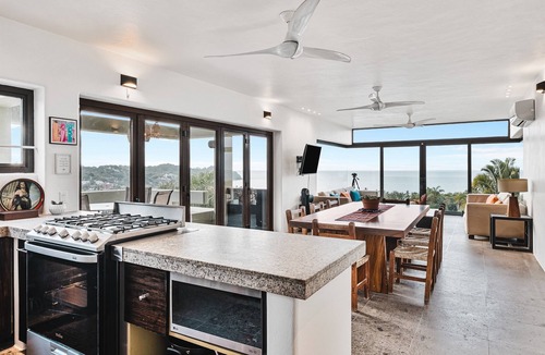 North End House | Stunning Ocean Views; 2 Pools;10 min walk to beach