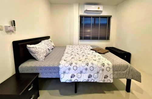 Kamala House | Stunning pool access 2 BR Bungalow | Wi-fi | Beach