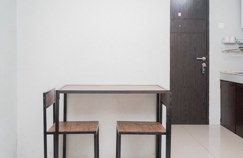 Ciputat Hotel | Stunning Studio at Baileys Apartment