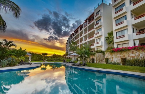 Downtown San Jose del Cabo Condo | Stunning Suite · Walk to Beach & Cabo Downtown