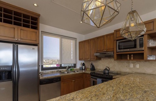 Campo de Golf Fonatur Condo | Stunning Views, Penthouse Rooftop, Walk to town