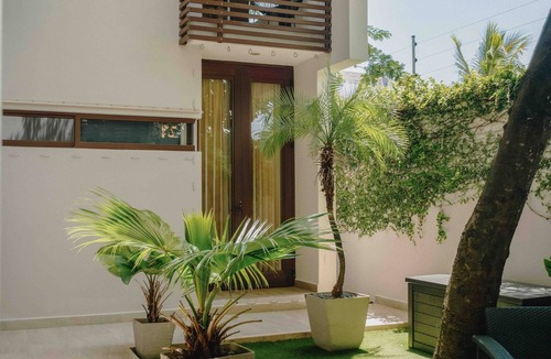 Colonia Andres Apartment | Stylish 1 Bedroom Apt Housekeeping Pool Free Bikes Scuba Discount #1