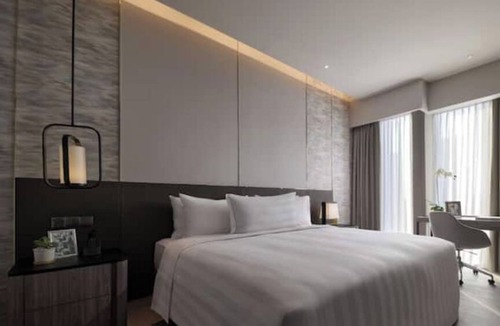 Kuala Lumpur City Centre Hotel | Stylish 1BR Suites Deluxo Bukit Bintang with Breakfast