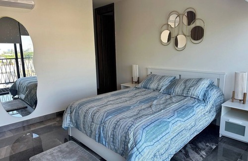 Granja Apartment | Stylish 2BR Apartment at Torre Bermeo