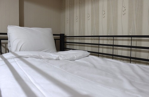 Cimahi Hotel | Stylish 2Br Gateway Pasteur Apartment Near Exit Toll
