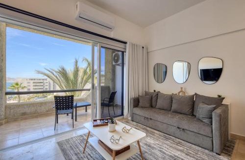 Cabo Bello House | Stylish Coastal Retreat with Breathtaking Views, Resort Pool & Private Balcony