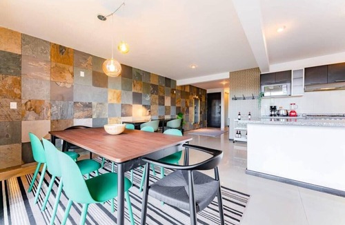 Roma Norte Condo | Stylish Condo Near Parks with Smart TV and WiFi