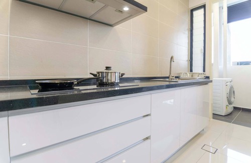 Medini Apartment | Stylish DPristine 9 next to Legoland FREE Parking
