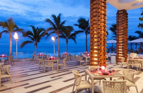 Santa Rosa Apartment | Stylish Luxury 3-Bdroom Loft in Premium Mexico Location - SPACE AVAILABLE BOOKIN