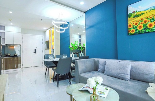 Phuong 8 Apartment | Stylish Terra Royal Apartment – close to Independence Palace & Ben Thanh Market