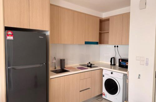 Subang Jaya Apartment | Subang Studio 6 Pax Home