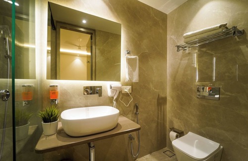 Mahmoorganj Hotel | Sugar Stars Inn