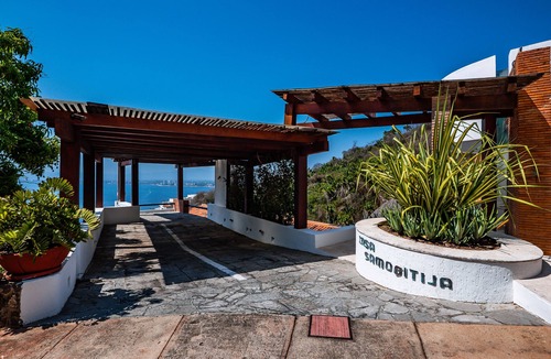 Conchas Chinas Cabin | Suite 2 - Casa Samo Conchas Chinas