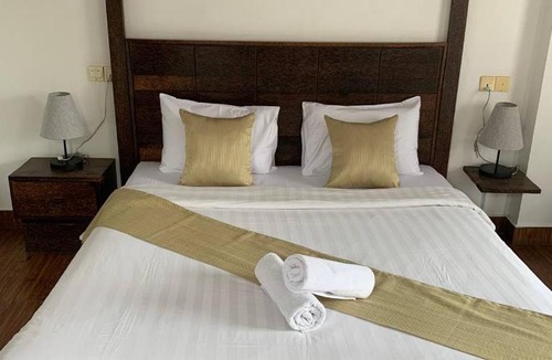 Daun Penh Hotel | Suite Home Boutique Hotel