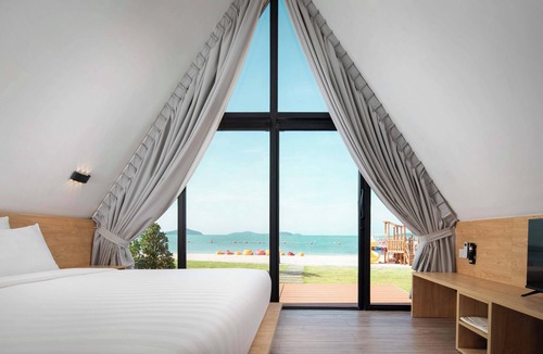 Sihanoukville Hotel | Summer Bay Beach Club & Cabins Sihanoukville by Preference