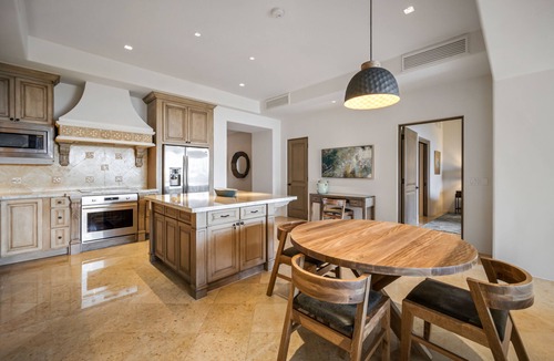 El Medano Ejidal Condo | Summer Rates on Now in Newly Renovated, 3rd FLR Ocean View 1 BR/1.5 BA, Bldg 5