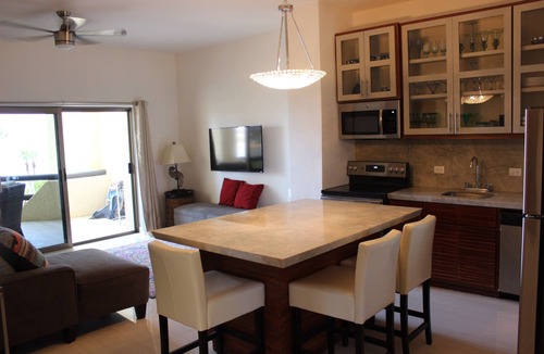 Cabo Bello Condo | Summer special! Ocean View with swimmable pool bar. 2 min walk to private beach!