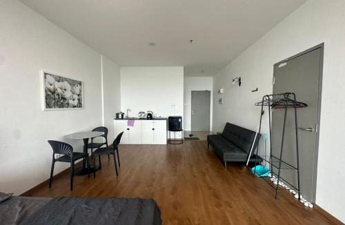 Kota Samarahan Apartment | SUMMER SUITES APARTMENT CASETTA HOMESTAY 3A at Kota Samarahan Kuching
