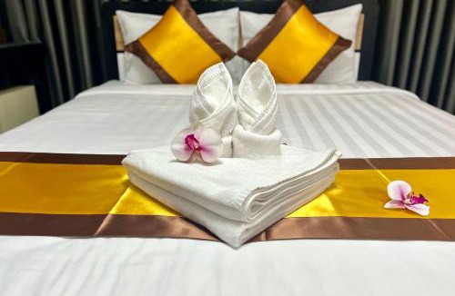 Daun Penh Hotel | Sun Chakra Boutique Hotel - 50m to Museum & Royal Palace & Walking street