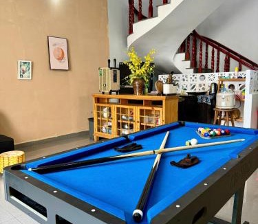 Thang Tam Villa | Sun Home - Gần Cột Cờ Bãi Sau - Free Bida - Karaoke