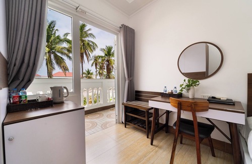 East Ham Tien Beach Hotel | Sunday Lotus Garden Resort By The Sea Mui Ne