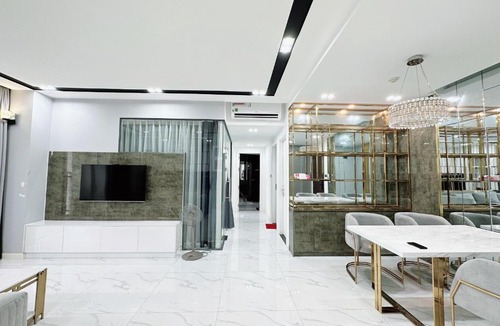 District 7 Apartment | SUNRISE CITY Apartment 3 Bedrooms 2 Wc- Dau Dau HOMES