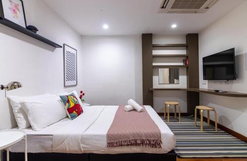 Downtown George Town Apartment | Sunrise Gurney