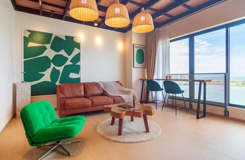 Downtown George Town Apartment | Sunrise Gurney