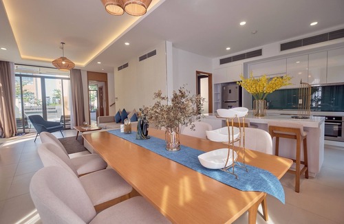Cam Lam Villa | Sunrise Pool Villa Cam Ranh