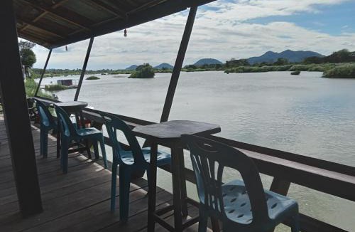 Don Det Other | Sunset bar bungalows