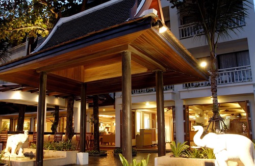 Patong Hotel | Sunset Beach Resort (SHA Extra Plus)