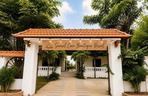 Cua Can Village Resort | Sunset Cove Boutique Resort