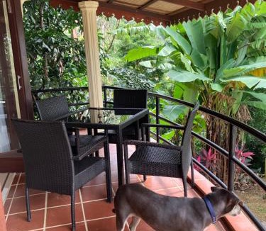 Langkawi Apartment | Sunset Hill Villas- Crystal Studio - Ruby Room