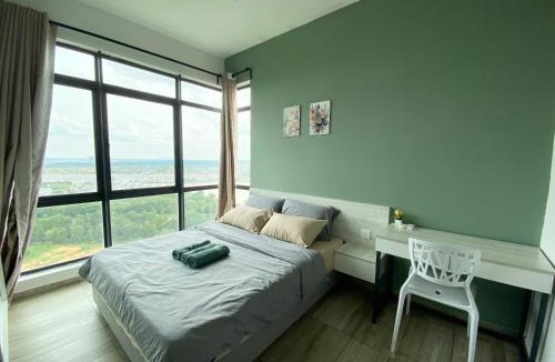 Cyberjaya Apartment | Sunset Lakeview, Junior Suite, Netflix, Pool, Gym, Wifi