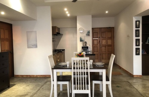 Batu Ferringhi House | Sunset Seaview 2BR apartment @ Bt Ferringhi