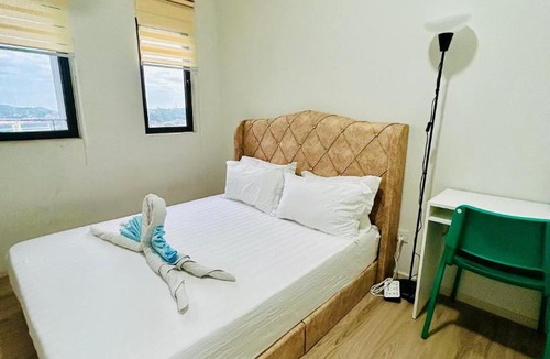 Bangi Sentral Apartment | Sunway Gandaria 3BR with Aircond, Wi-Fi, Netflix, Washer, Kitchen