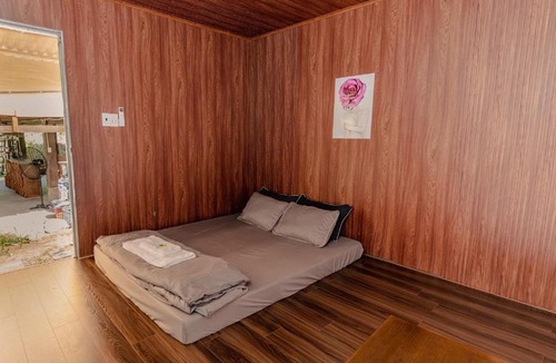 Lang Co Bed & Breakfast | Suoi Da Homestay
