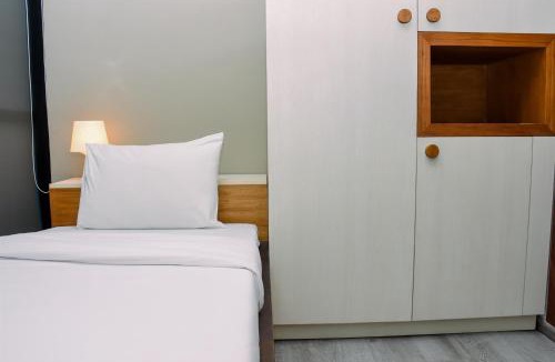 Bendungan Hilir Apartment | Super and Brand New 2BR at Sudirman Suites Apartment By Travelio