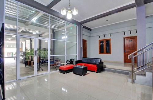Hargomulyo Hotel | Super OYO 90767 Gm Guest House