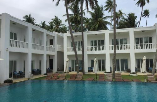East Ham Tien Beach Resort | Surf4You Residence