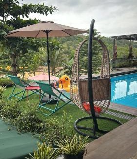 Banjarasri Bed & Breakfast | Svarna Padi